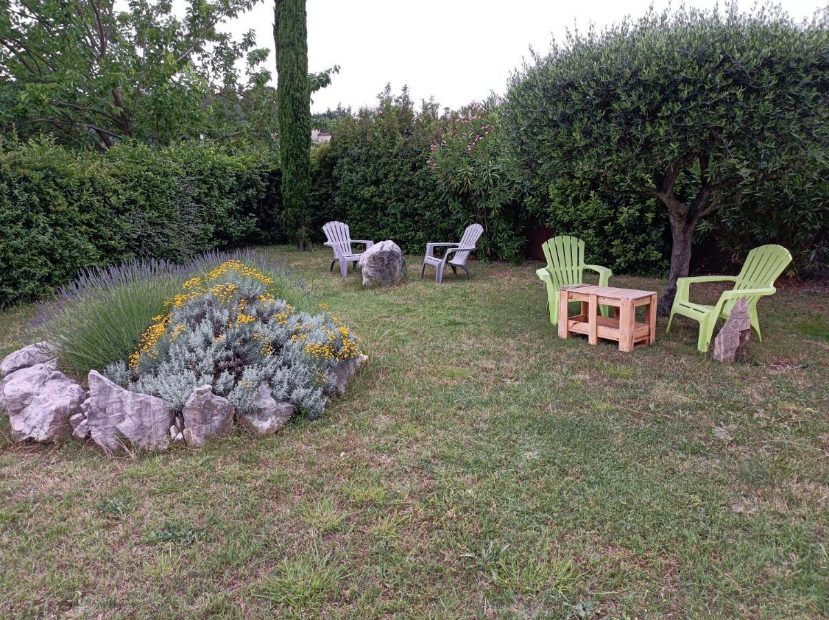 Anduze Gite Les Bambous Au "Petit Clos Des Cigales" Massillargues-Attuech Buitenkant foto