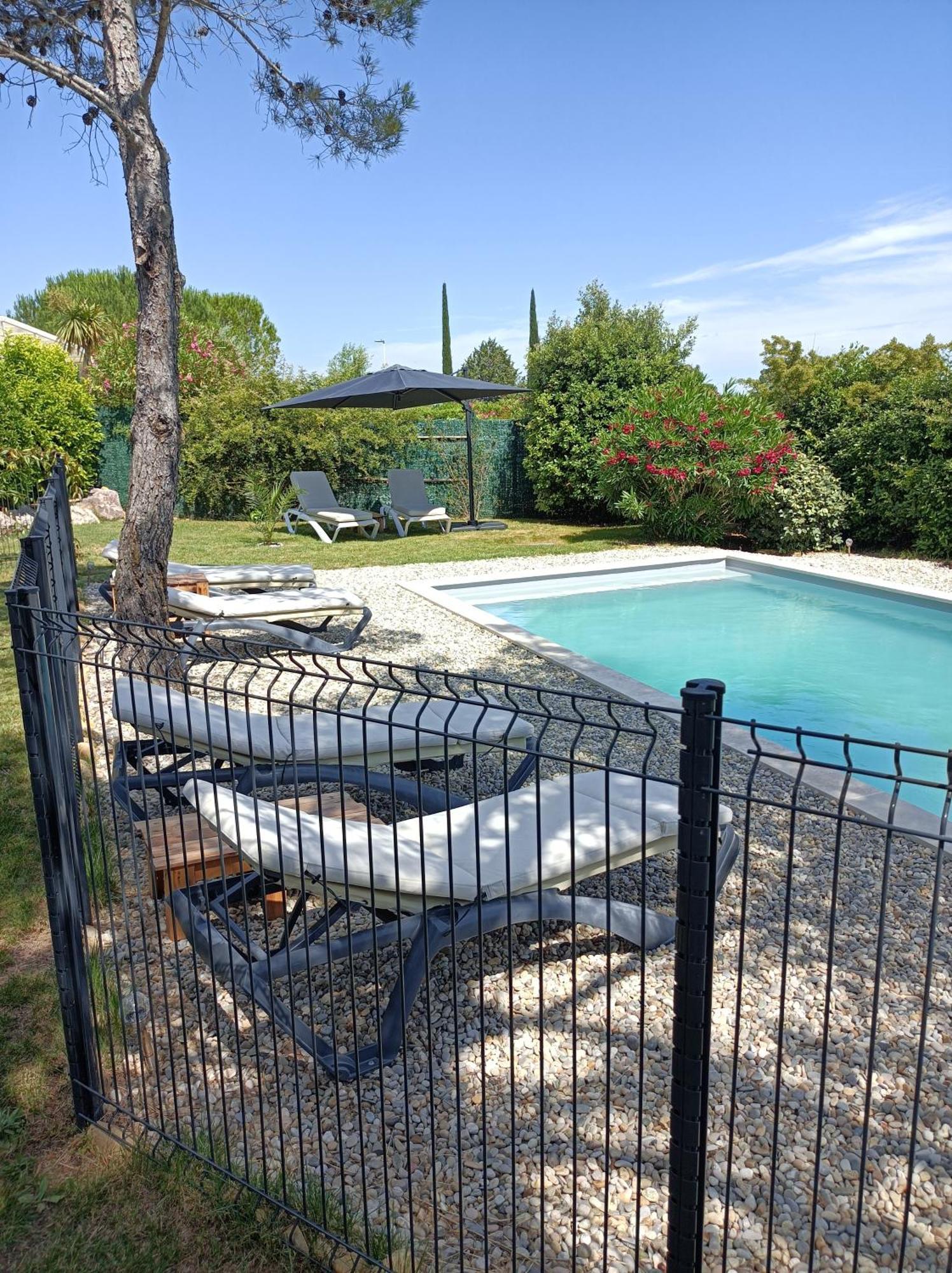 Anduze Gite Les Bambous Au "Petit Clos Des Cigales" Massillargues-Attuech Buitenkant foto